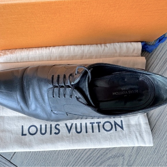 Louis Vuitton 📸 Black Leather Damier Style Oxfords - Picture 10 of 15